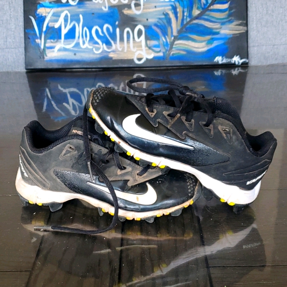 Boys Nike Vapor Cleats